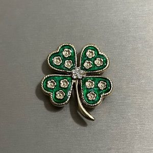 Four leaf clover enamel and crystal brooch